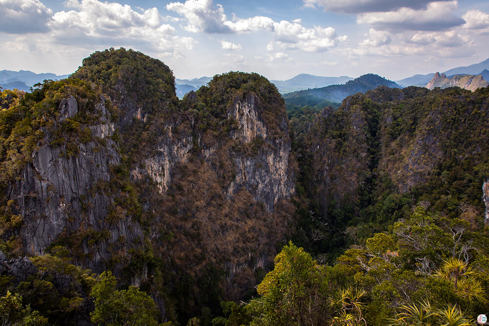 Tiger Cave Mountain Temple, Best Viewpoints to Hike and Photograph in Krabi, Thailand